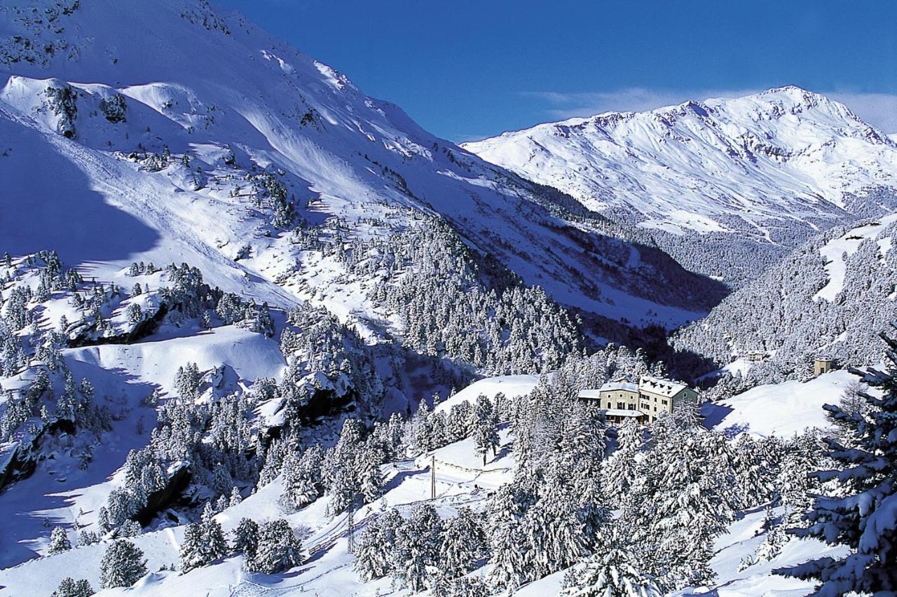 Rifugio Ghiacciaio Dei Forni Hotel Valfurva Exterior foto