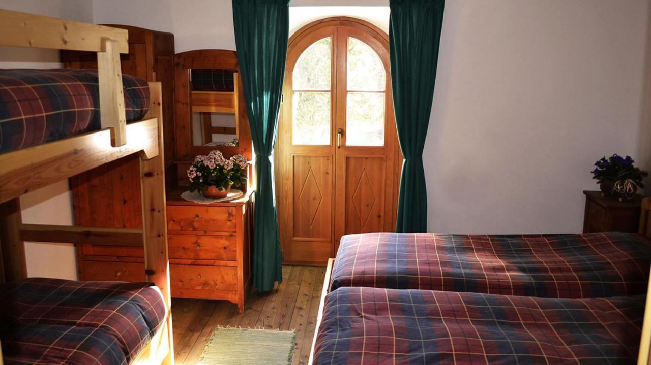 Rifugio Ghiacciaio Dei Forni Hotel Valfurva Exterior foto